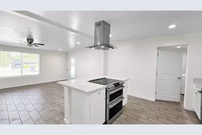 2325 N 30th Street, Phoenix, AZ 85008 - Photo 11
