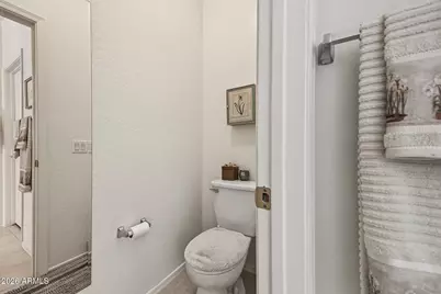 15910 W Hearn Road, Surprise, AZ 85379 - Photo 21