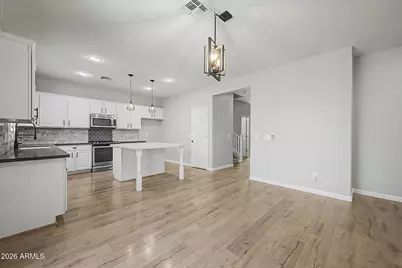 6876 W Wethersfield Road, Peoria, AZ 85381 - Photo 11
