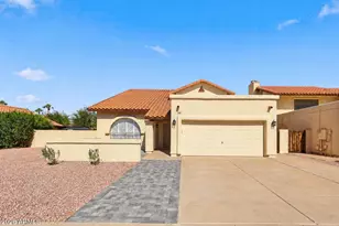 2966 W Comstock Dr, Chandler, AZ 85224 - Photo 1