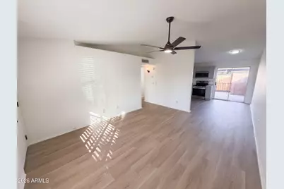 6711 W Osborn Road #90, Phoenix, AZ 85033 - Photo 11