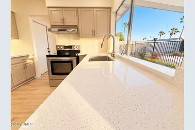 911 W Colgate Drive, Tempe, AZ 85283 - Photo 7