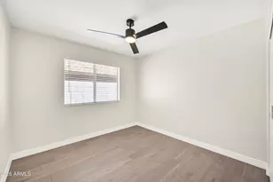 2075 W Riverside St, Chandler, AZ 85248 - Photo 29