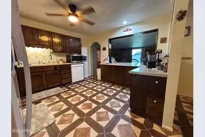 3915 W Keim Drive, Phoenix, AZ 85019 - Photo 11