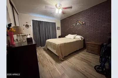 3915 W Keim Drive, Phoenix, AZ 85019 - Photo 7