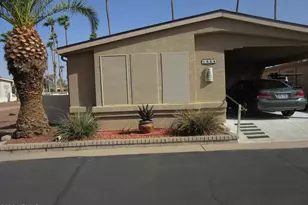 1864 E Torrey Pines Ln, Chandler, AZ 85249 - Photo 1