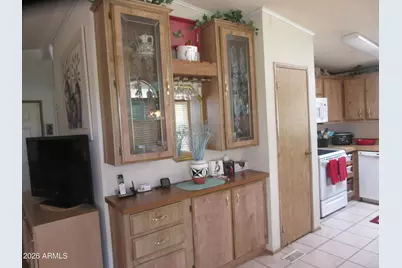 1864 E Torrey Pines Lane, Chandler, AZ 85249 - Photo 11