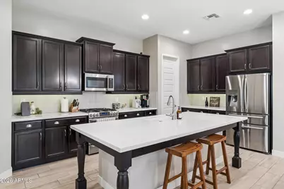 4639 E Casitas Del Rio Drive, Phoenix, AZ 85050 - Photo 5