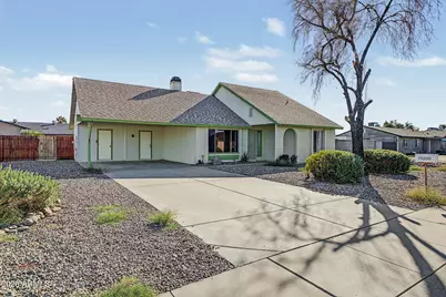8717 W Clarendon Avenue, Phoenix, AZ 85037 - Photo 1