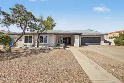 8858 S Los Feliz Drive, Tempe, AZ 85284 - Photo 1