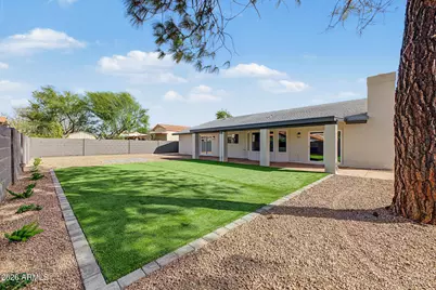 8858 S Los Feliz Drive, Tempe, AZ 85284 - Photo 43