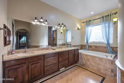 1602 E Lobo Street, San Tan Valley, AZ 85140 - Photo 17