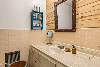 37505 S Camino Blanco Road, Wickenburg, AZ 85390 - Photo 23