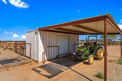 37505 S Camino Blanco Road, Wickenburg, AZ 85390 - Photo 53