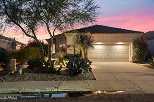 22440 N 52nd Pl, Phoenix, AZ 85054 - Photo 1