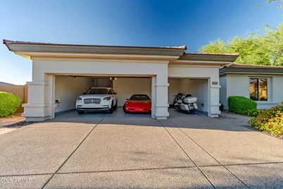 42310 N Crosswater Way, Anthem, AZ 85086 - Photo 3