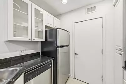 3633 N 3rd Avenue #2074, Phoenix, AZ 85013 - Photo 11