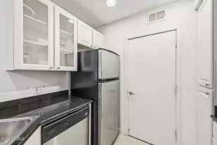 3633 N 3rd Ave, Phoenix, AZ 85013 - Photo 11