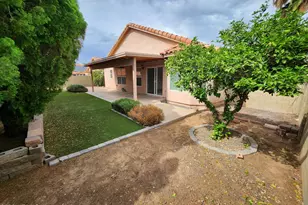 3525 E Wickieup Ln, Phoenix, AZ 85050 - Photo 25