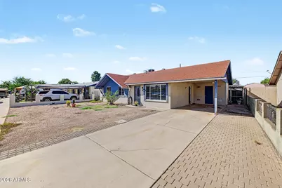 2212 N 47th Drive, Phoenix, AZ 85035 - Photo 3