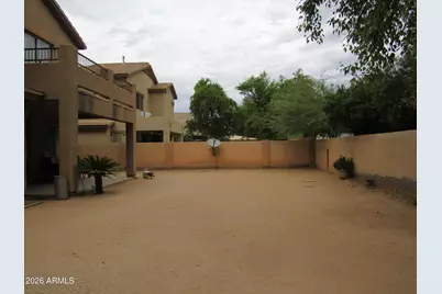 7305 N 72nd Avenue, Glendale, AZ 85303 - Photo 11