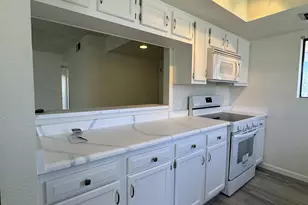 850 S River Dr, Tempe, AZ 85281 - Photo 35