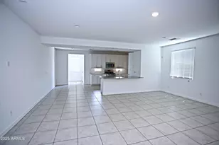 6349 W Raymond St, Phoenix, AZ 85043 - Photo 9