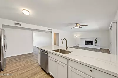 2012 E Cornell Drive, Tempe, AZ 85283 - Photo 7