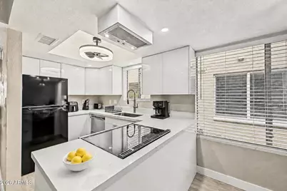 4925 N 73rd Street #6, Scottsdale, AZ 85251 - Photo 3