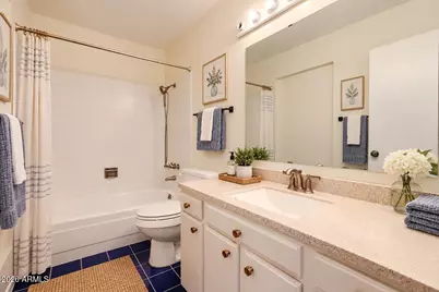 7918 E Bonnie Rose Avenue, Scottsdale, AZ 85250 - Photo 15