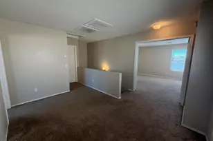 2881 E Cherry Hills Dr, Chandler, AZ 85249 - Photo 11