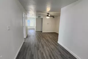 8926 N 55th Ave, Glendale, AZ 85302 - Photo 3