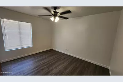 8926 N 55th Avenue, Glendale, AZ 85302 - Photo 11