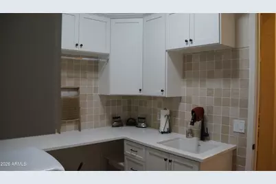 986 E Hampton Lane, Gilbert, AZ 85295 - Photo 15