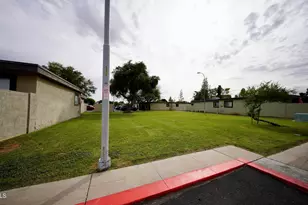 830 S Dobson Rd, Mesa, AZ 85202 - Photo 27