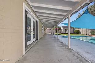 4638 W Bryce Ln, Glendale, AZ 85301 - Photo 17