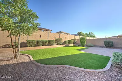22174 W Desert Bloom Street, Buckeye, AZ 85326 - Photo 23