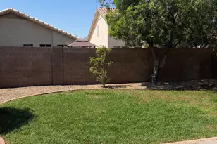 9833 W Yukon Dr, Peoria, AZ 85382 - Photo 21