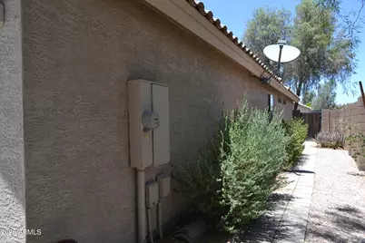 976 E Greenlee Avenue, Apache Junction, AZ 85119 - Photo 3