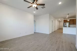7813 N 80th Ave, Glendale, AZ 85303 - Photo 15