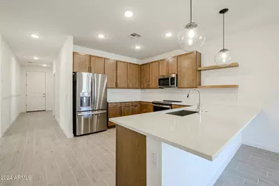 7813 N 80th Avenue, Glendale, AZ 85303 - Photo 5