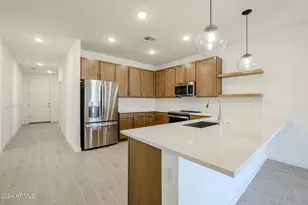 7813 N 80th Ave, Glendale, AZ 85303 - Photo 5