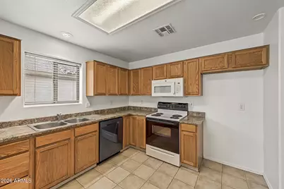 727 S Del Rio Court, Apache Junction, AZ 85120 - Photo 3