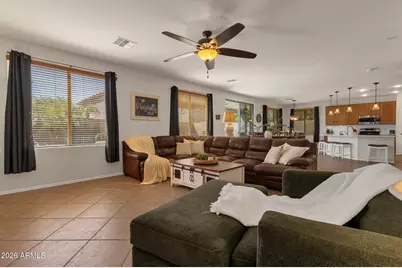 8335 W Molly Lane, Peoria, AZ 85383 - Photo 7