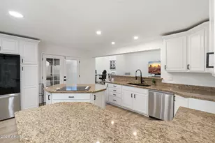 3202 E Oregon Ave, Phoenix, AZ 85018 - Photo 9