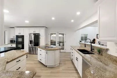 3202 E Oregon Avenue, Phoenix, AZ 85018 - Photo 15