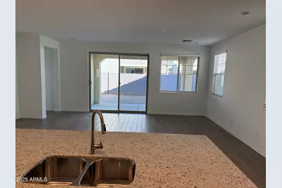 10270 W Indianola Avenue, Avondale, AZ 85392 - Photo 7