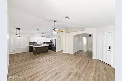 3211 E Kristal Way, Phoenix, AZ 85050 - Photo 5