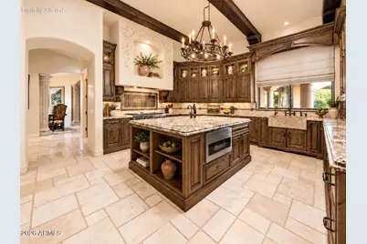 7008 N 68th Place, Paradise Valley, AZ 85253 - Photo 13