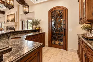 7008 N 68th Pl, Paradise Valley, AZ 85253 - Photo 17